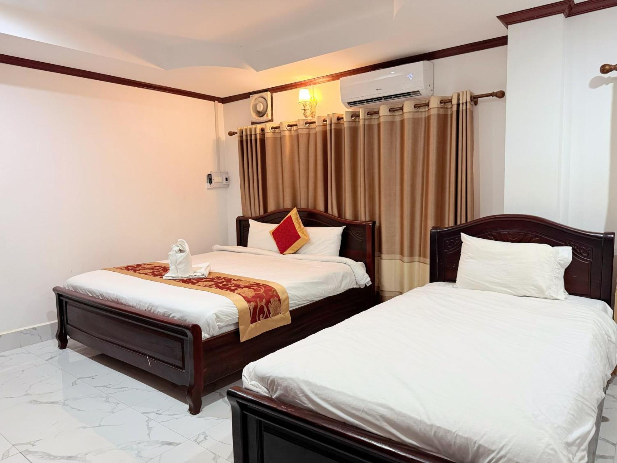 Vangvieng Sisavang Mountain View Hotel Vang Vieng Dış mekan fotoğraf