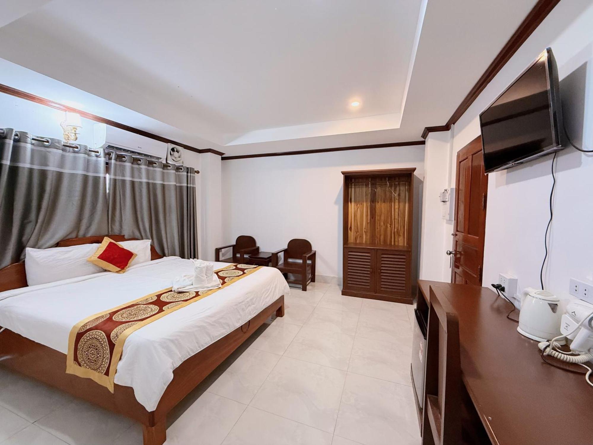 Vangvieng Sisavang Mountain View Hotel Vang Vieng Dış mekan fotoğraf