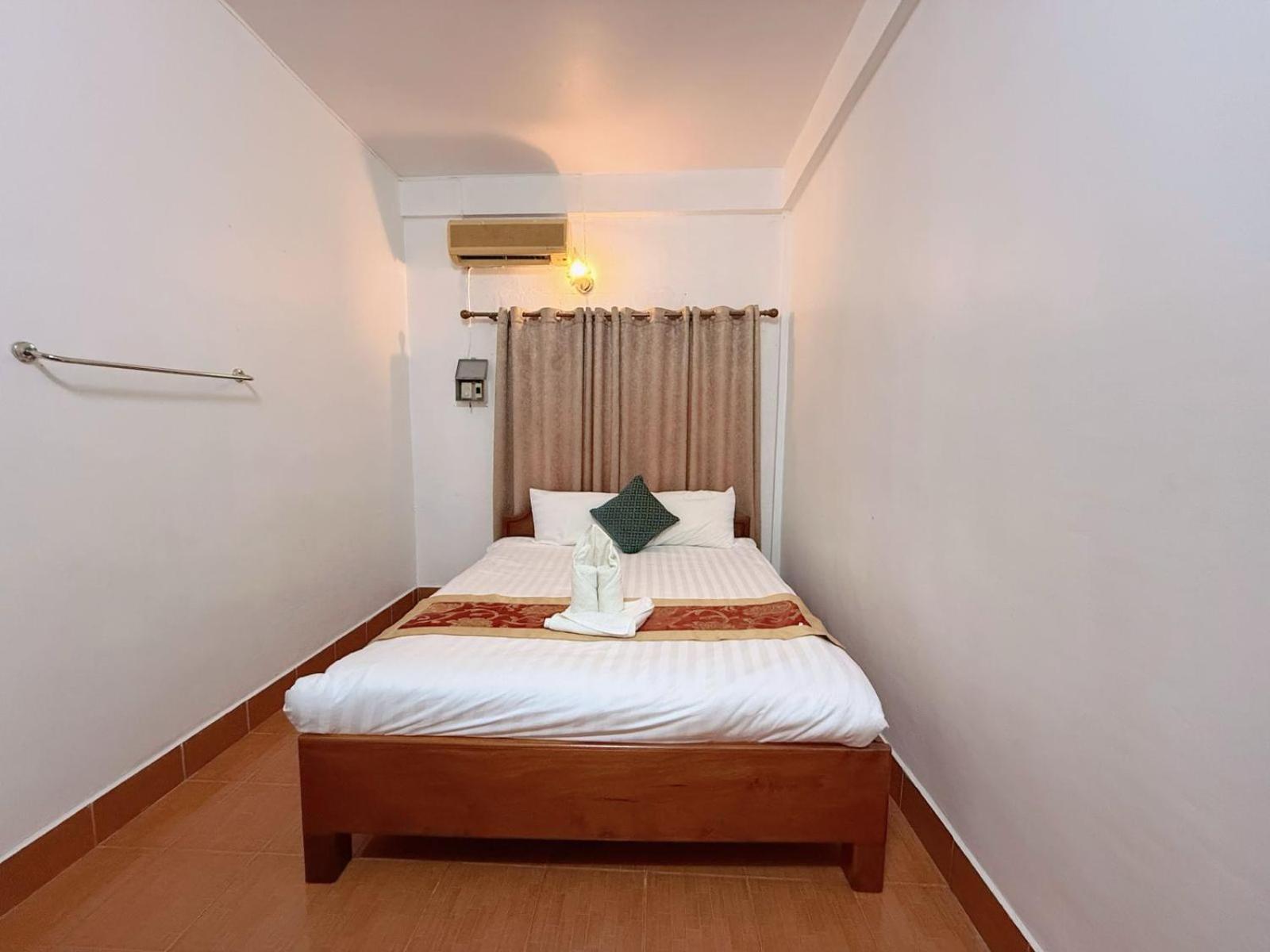 Vangvieng Sisavang Mountain View Hotel Vang Vieng Dış mekan fotoğraf