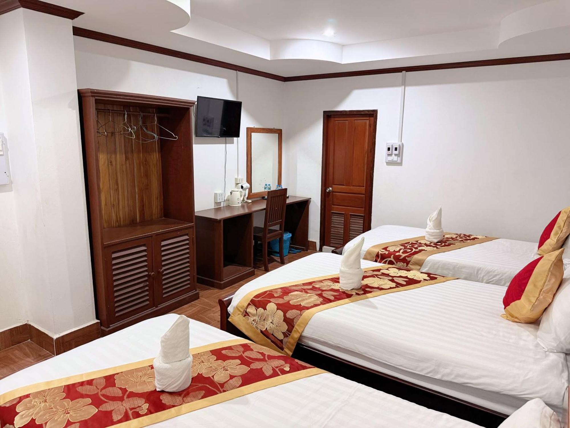 Vangvieng Sisavang Mountain View Hotel Vang Vieng Dış mekan fotoğraf