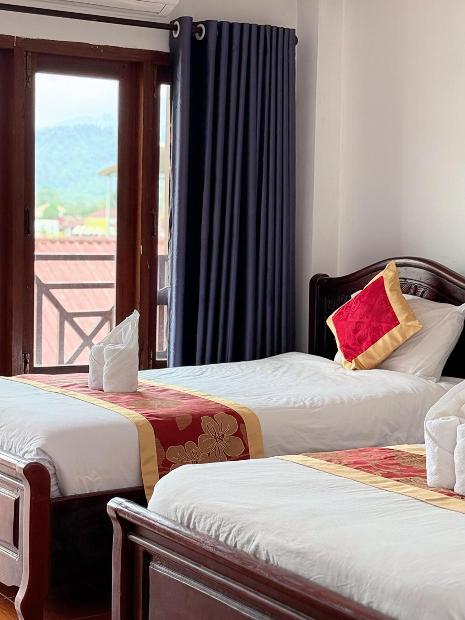 Vangvieng Sisavang Mountain View Hotel Vang Vieng Dış mekan fotoğraf